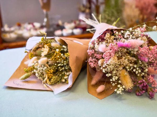 BOUQUETS DE FLEURS