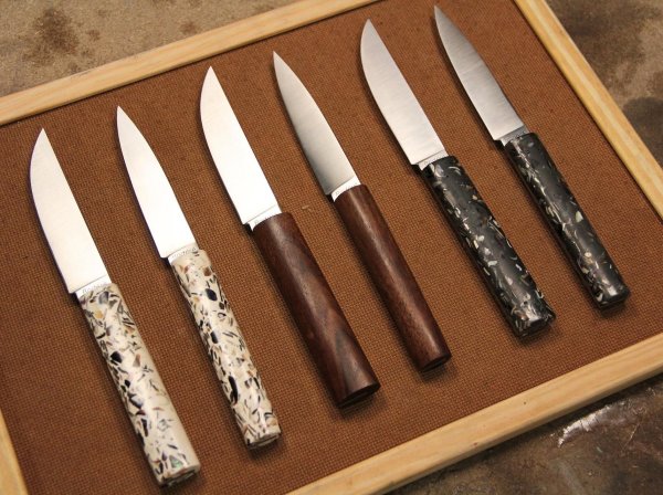 Fabriquez votre couteau de table design sur une journée avec William avec William à Baden