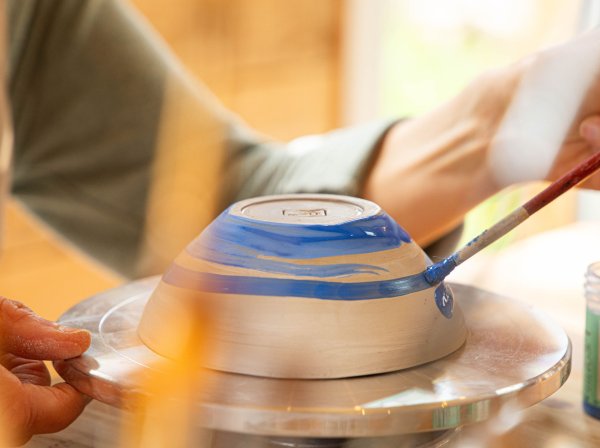 Atelier de poterie et céramique dans l'Ain