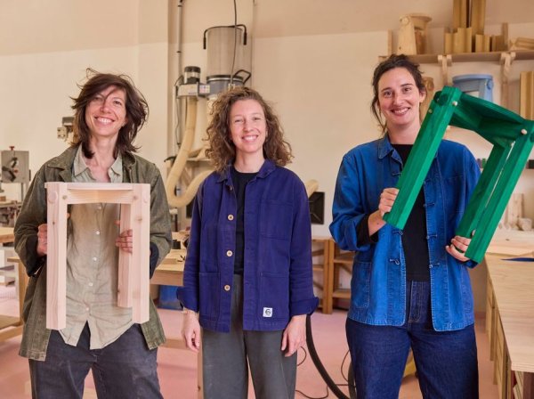Fabriquez votre table d'appoint en bois sur une journée avec Emmeline avec Emmeline à Ivry-sur-Seine