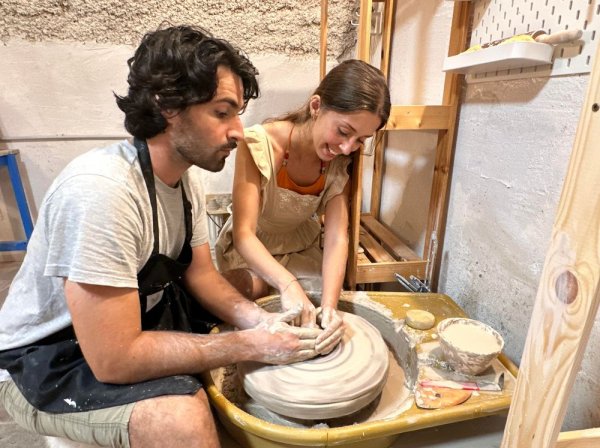 Initiez-vous au tour de potier avec Clémence avec Clémence à Toulon