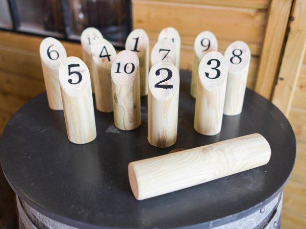 Réalisez votre mölkky avec Romain et Justine avec Romain et Justine à Carnac